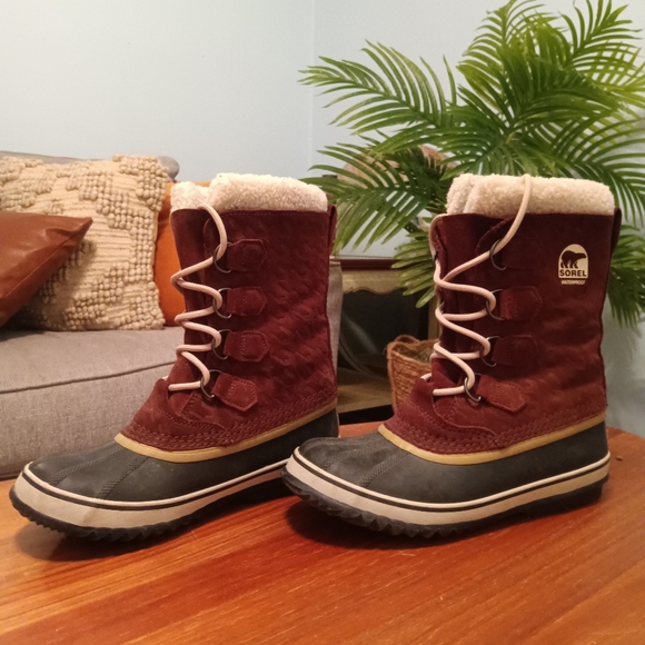 Sorel - Picture 10 of 12